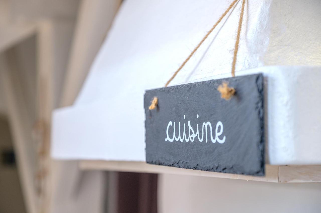 Appartement Duplex 27m2, Lit Double, Calme Et Cosy, Netflix , Wifi, Parking, Hypercentre A 400m, Arrivée Tardive Possible Avec Boite à Clés Albertville